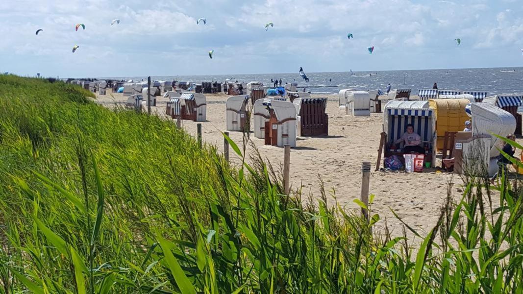 Haus Waldluft Whg. Buche Apartamento Cuxhaven Exterior foto